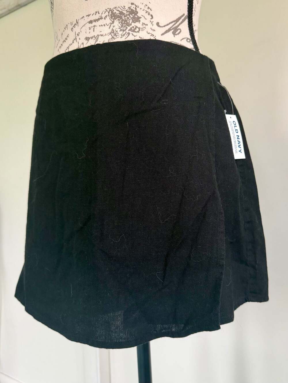 Old Navy Linen-Blend Wrap-Front Skort Black Size S